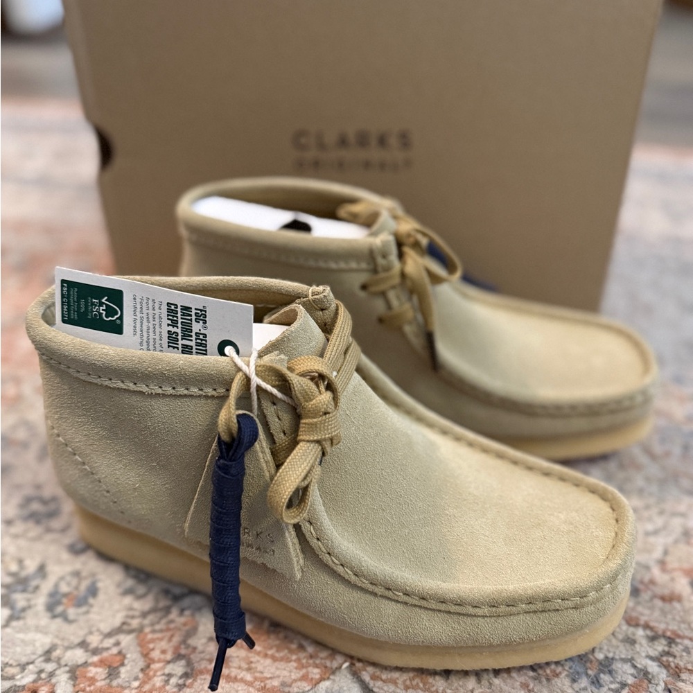 Clark’s wallabe boot
